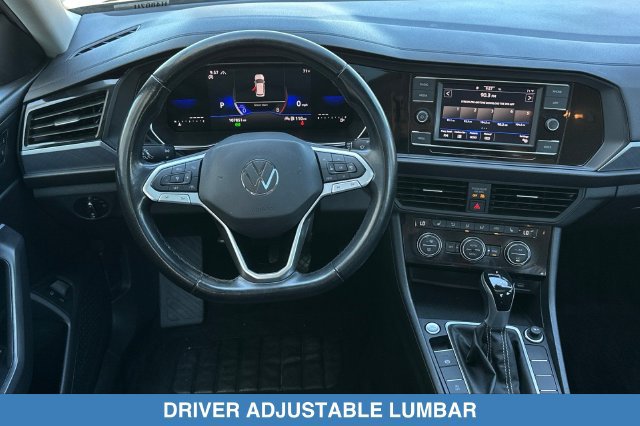 Used 2023 Volkswagen Jetta SE w/ Panoramic Sunroof Package FWD image 15