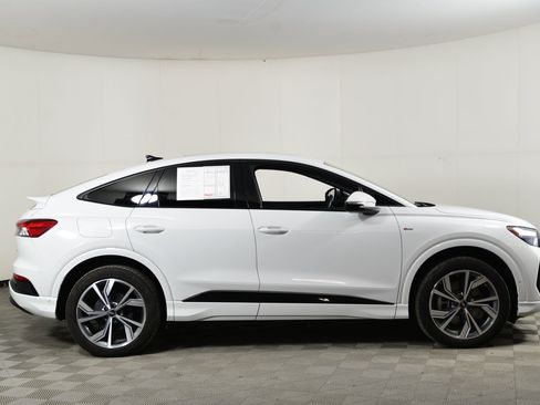 Certified 2023 Audi Q4 e-tron Premium Plus w/ Premium Plus image 7