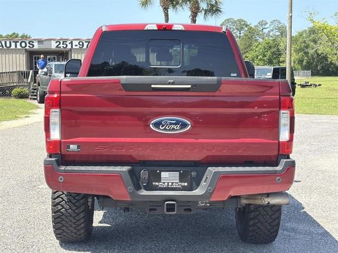 Used 2019 Ford F250 Lariat w/ Lariat Ultimate Package AWD/4WD image 3