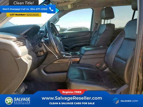 Used 2019 Chevrolet Suburban LT image 9