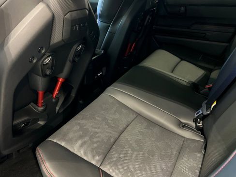 Used 2025 Toyota Tacoma TRD Pro image 15