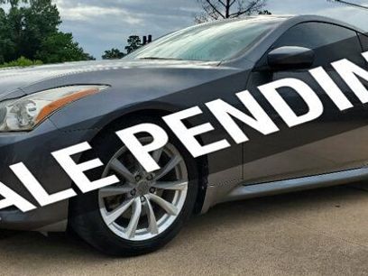 Used 2014 INFINITI Q60 Journey w/ Premium Package