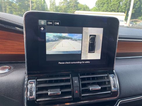 Used 2018 Lincoln Navigator Reserve w/ Technology Package AWD/4WD image 31