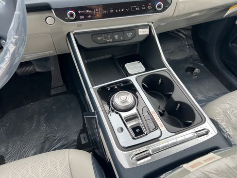 New 2026 Kia Carnival SX FWD image 15