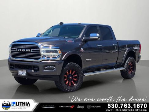 Used 2021 RAM 2500 Laramie AWD/4WD image 1