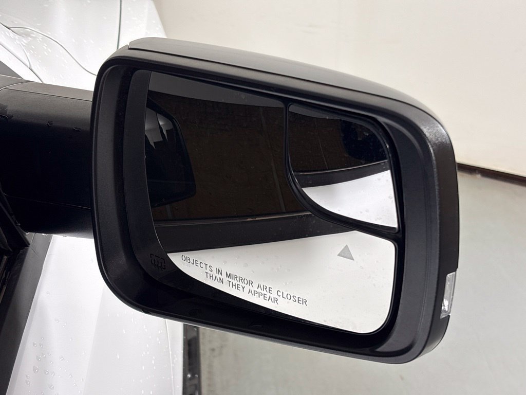 Used 2023 RAM 1500 Laramie AWD/4WD image 14