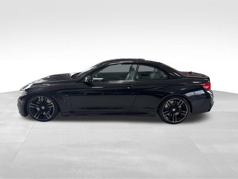 Used 2015 BMW M4 Convertible RWD image 2