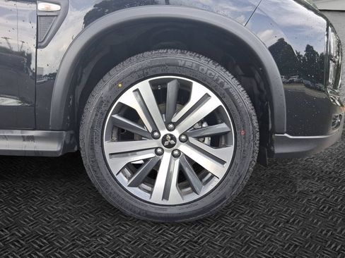 Used 2025 Mitsubishi Outlander Sport AWD image 11