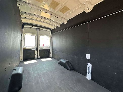 Used 2023 Ford Transit 250 148 High Roof Extended w/ Load Area Protection Package RWD image 11