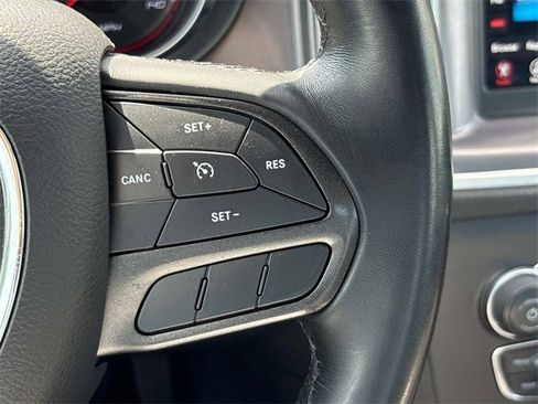Used 2022 Dodge Charger SXT image 28