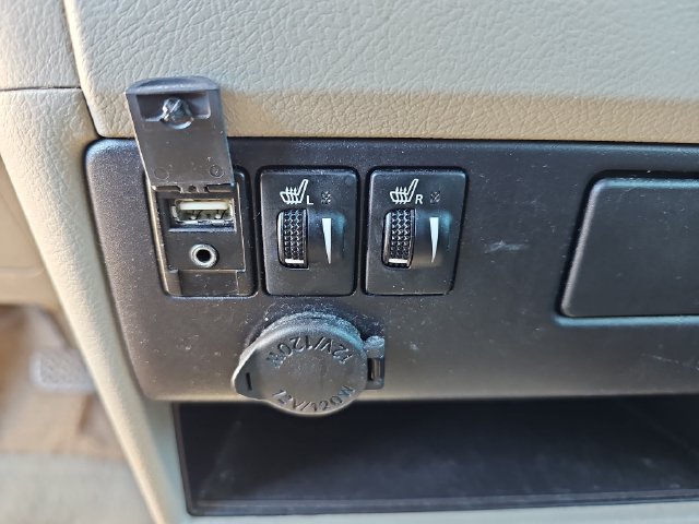 Used 2016 Toyota Sienna XLE FWD image 22