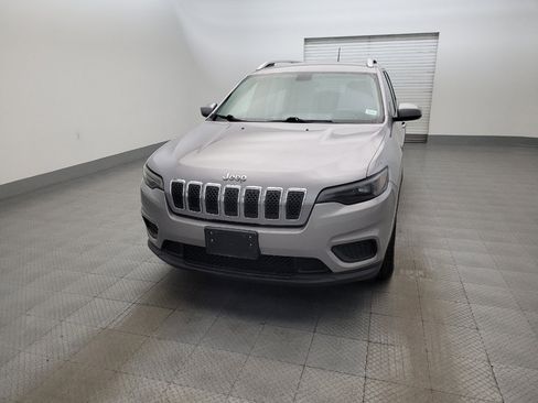 Used 2020 Jeep Cherokee Latitude FWD image 15
