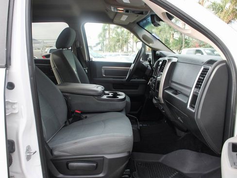 Used 2018 RAM 2500 SLT AWD/4WD image 36