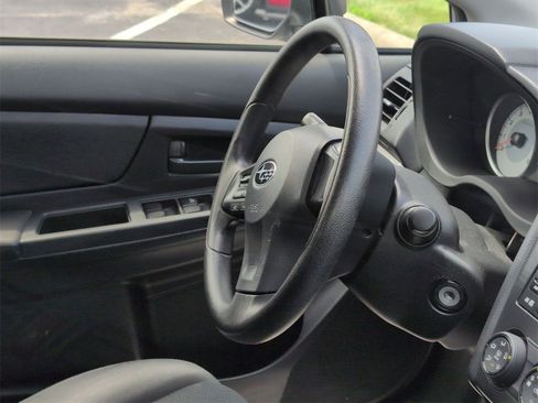 Used 2013 Subaru Impreza 2.0i image 13