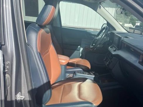 Used 2022 Ford Maverick Lariat FWD image 32