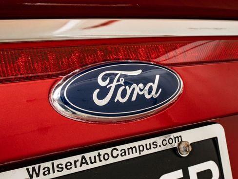 Used 2010 Ford Fusion SE FWD image 16