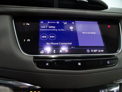 Used 2020 Cadillac XT5 Premium Luxury image 15