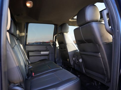 Used 2015 Ford F350 Lariat image 40