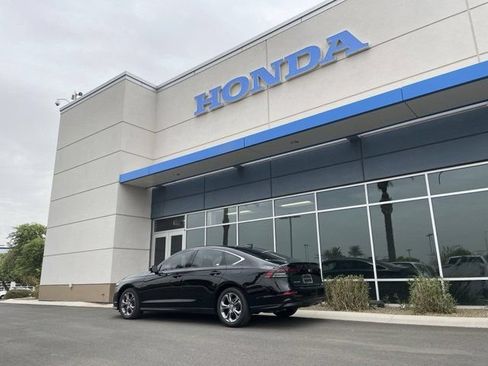 Used 2024 Honda Accord EX image 21