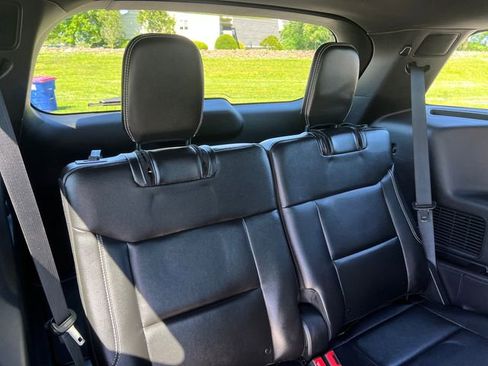 Used 2022 Ford Explorer ST w/ Equipment Group 401A AWD/4WD image 34