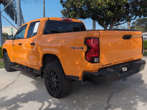 Used 2026 Chevrolet Colorado W/T w/ WT Custom Package image 8