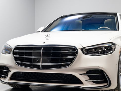 Used 2023 Mercedes-Benz S 580 4MATIC Sedan w/ AMG Line image 67
