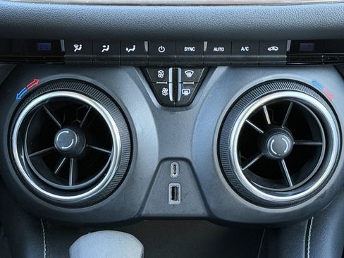 Used 2023 Chevrolet Blazer LT w/ Driver Confidence Package image 8