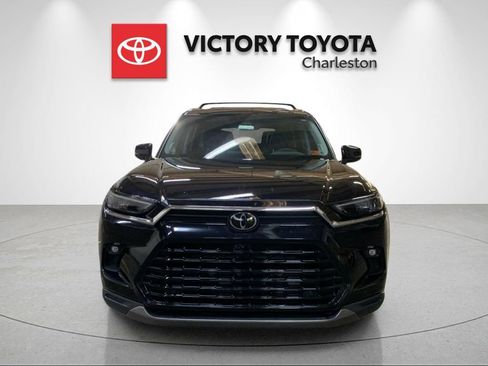 Used 2026 Toyota Grand Highlander AWD image 8