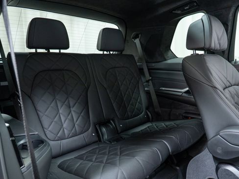 New 2026 BMW X7 xDrive40i w/ Executive Package image 25