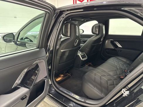 Used 2025 BMW 740i xDrive image 49