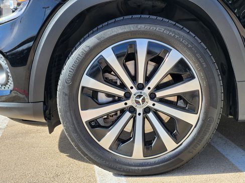 Certified 2022 Mercedes-Benz GLB 250 4MATIC image 12