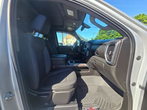 Used 2021 Chevrolet Silverado 1500 LT Trail Boss AWD/4WD image 15