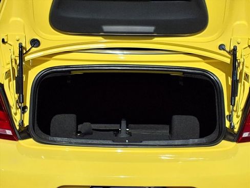 Used 2014 Volkswagen Beetle 2.5 image 14