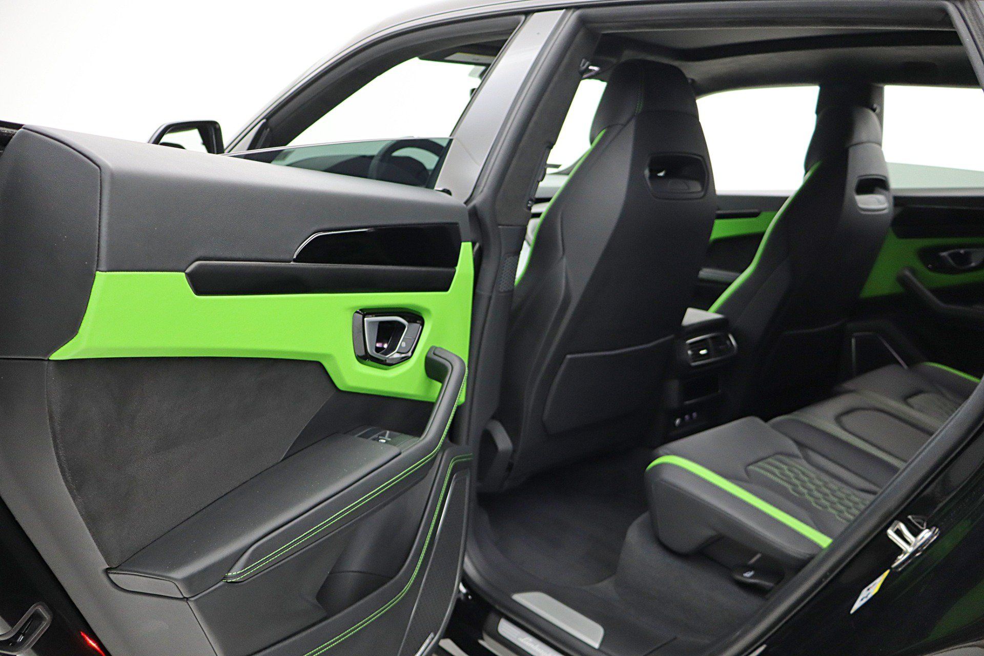Used 2024 Lamborghini Urus S AWD/4WD image 53