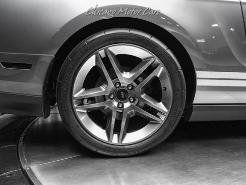 Used 2010 Ford Mustang Shelby GT500 image 41