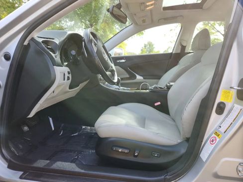 Used 2012 Lexus IS 250 image 7