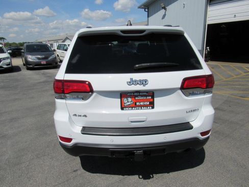 Used 2021 Jeep Grand Cherokee Laredo AWD/4WD image 5