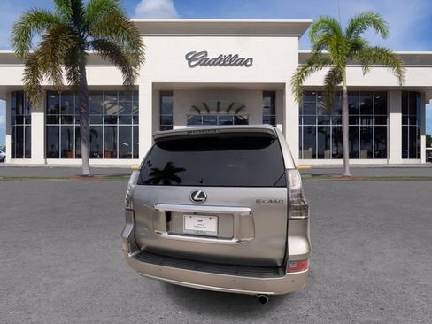 Used 2022 Lexus GX 460 Premium w/ Premium Package AWD/4WD image 13