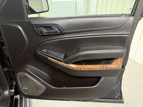 Used 2017 Chevrolet Suburban Premier AWD/4WD image 49