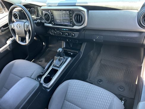 Used 2023 Toyota Tacoma SR5 w/ Technology Package AWD/4WD image 10