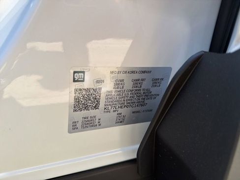 New 2026 Chevrolet Trax LT w/ LT Convenience Package FWD image 28
