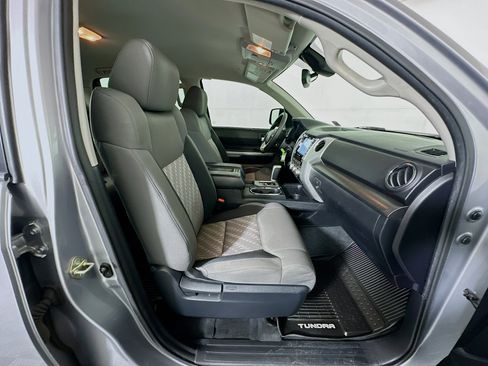 Used 2020 Toyota Tundra SR5 w/ SR5 Upgrade Package image 31