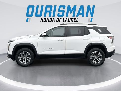 Used 2025 Chevrolet Equinox LT w/ Convenience Package II image 5