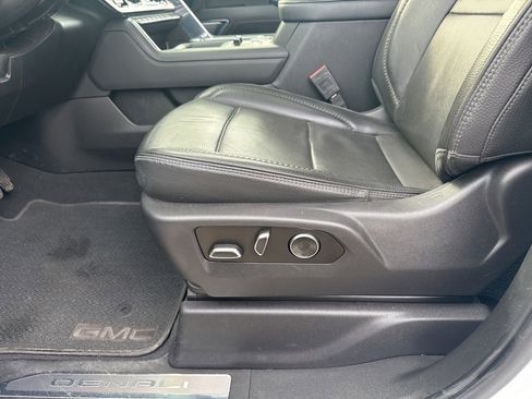 Used 2024 GMC Sierra 2500 Denali w/ Denali Reserve Package image 24