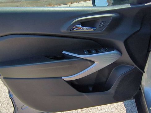 New 2026 Chevrolet Trax RS FWD image 10