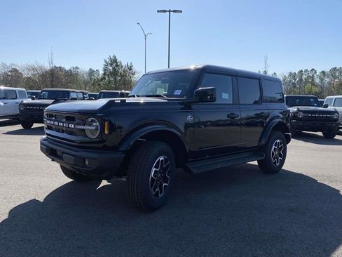 New 2026 Ford Bronco Outer Banks AWD/4WD image 7