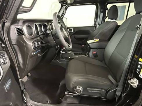 Used 2023 Jeep Wrangler Unlimited w/ 8.4" Radio Group AWD/4WD image 9