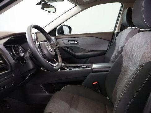 Certified 2023 Nissan Rogue SV image 11