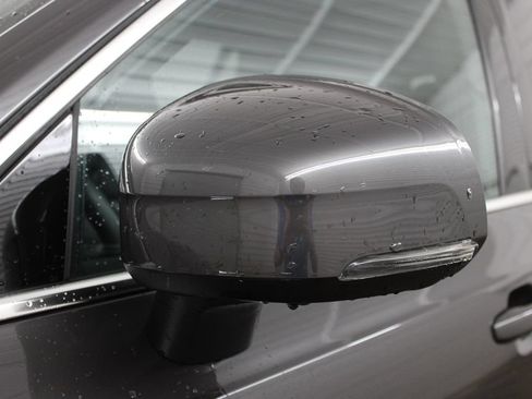 Used 2023 Volvo XC90 T8 Ultimate w/ Protection Package Premier AWD/4WD image 7