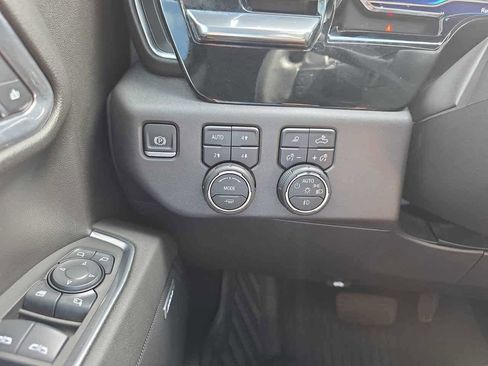 Used 2024 Chevrolet Silverado 1500 LTZ w/ LTZ Premium Package image 26